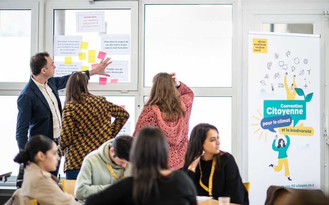 Photo d'une session de travail de la Convention citoyenne pour le Climat et la Biodiversité